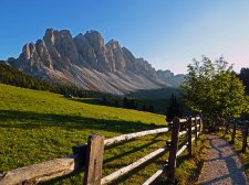 Almwiesen vor den Geisler Spitzen - Dolomiten
