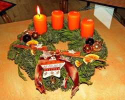 Advent, Advent, ein Lichtlein brennt