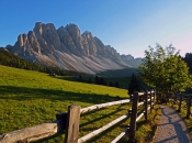 Almwiesen vor den Geisler Spitzen - Dolomiten