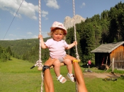 familienurlaub-auf-der-alm