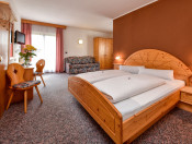 hotel-foehrenhof-schabs-zimmer