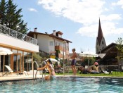 hotel-gasserhof-brixen-schwimmbad