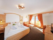 hotel-gstatsch-seiser-alm-schlernzimmer