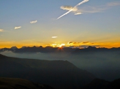 sonnenaufgang-dolomiten-von-antholz-aus