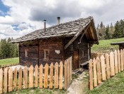 loechlerhof-luesen-reaswiesen-huette-luesner-alm