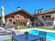 residence-alpenrose-brixen-st-andrae-eisacktal-suedtirol (1)