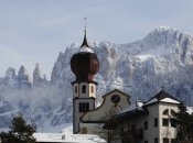 kirche-tiers-am-rosengarten-winter