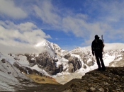 bergsteiger-aublick-koenigsspitze-zeberu