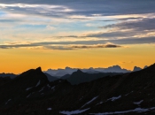 sonnenaufgang-eisjoechl-richtung-dolomiten